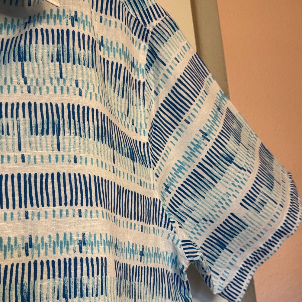 Cubavera Blue and White Patterned Men's Shirt - Picture 4 of 6